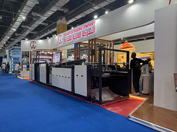 Egypt's Paper Me & Tissue Me & Print 2 Pack Tri-Exhibitions dibuka dengan megah, menawarkan intip tren baru dalam kemasan.